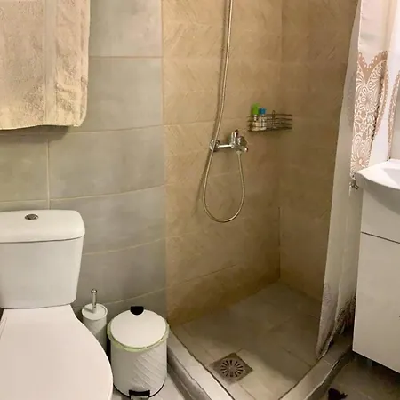 Apartment Center Deluxe *