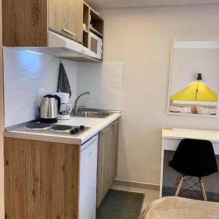 Center Deluxe Apartment *